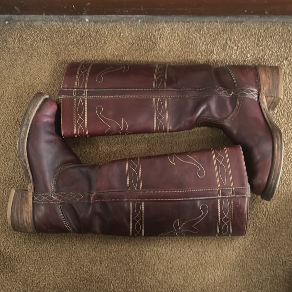 FRYE Campus Horse stitching Boots Size 6